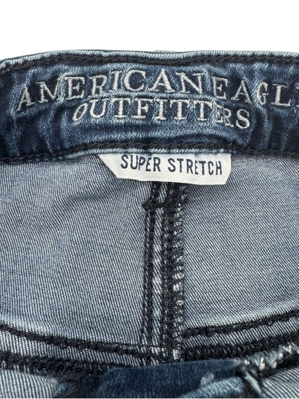 American Eagle Super Stretch Sky High Shortie Jean Shorts Rise 10" Ins 2" Size 4 - Picture 7 of 14
